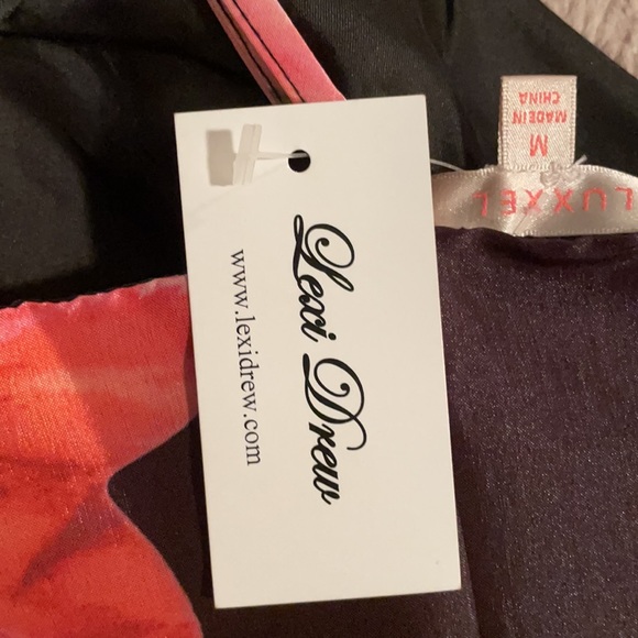 Black floral dress, size medium. - Picture 3 of 7